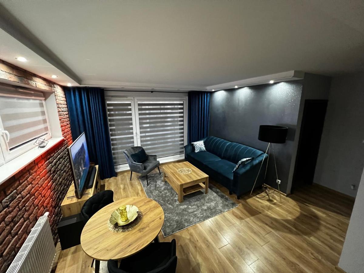 Vip-2 Apartment Reda